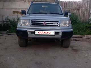 2000 Mitsubishi Pajero iO, серый, 340000 рублей, вид 2