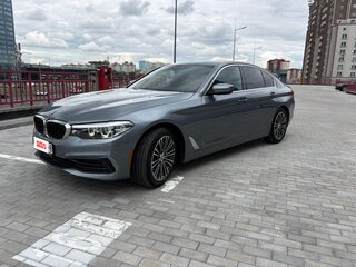 2018 BMW 5 серии 530i xDrive VII (G30/G31/G38), серый, 2800000 рублей, вид 2