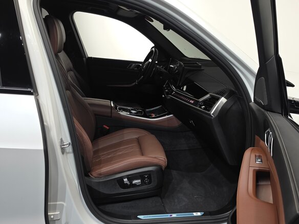 2025 BMW X5 40i IV (G05/G18) Рестайлинг, белый, 13500678 рублей - вид 8