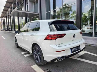 2024 Volkswagen Golf VIII Рестайлинг, белый, 2150606 рублей, вид 4