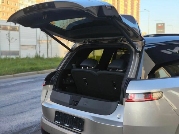 2026 Lynk & Co 900, серый, 7800000 рублей - вид 7