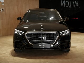 2026 Mercedes-Benz S-Класс 500 Long 4MATIC VII (W223), чёрный, 31500000 рублей, вид 3