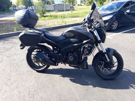 2020 Bajaj Dominar 400, чёрный, 380000 рублей, вид 1