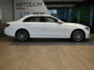2022 Mercedes-Benz E-Класс 200 V (W213, S213, C238) Рестайлинг, белый, 4897000 рублей, вид 4