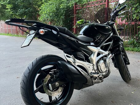2009 Suzuki SFV 400 Gladius, чёрный, 345000 рублей, вид 4