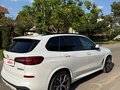2020 BMW X5 M50d IV (G05/G18), белый, 6690000 рублей - вид 4