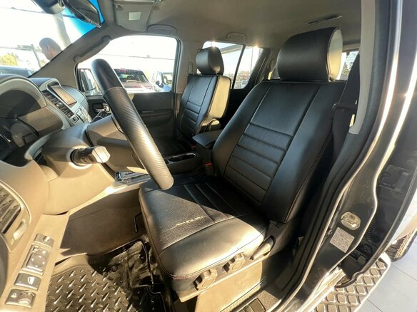2010 Nissan Pathfinder III Рестайлинг, серый - вид 10