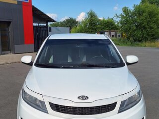 2014 Kia Rio III, белый, 740000 рублей, вид 2