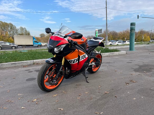 2009 Honda CBR 1000 RR/RA Fireblade, оранжевый, 650000 рублей - вид 6