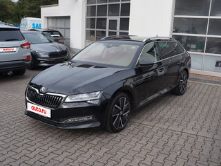 2023 Skoda Superb III Рестайлинг, чёрный, 3850000 рублей, вид 4