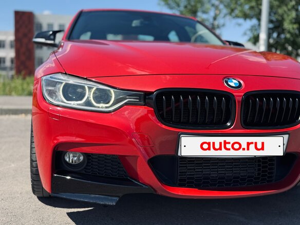 2012 BMW 3 серии 320d VI (F3x), красный, 1800000 рублей - вид 17