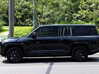 2026 BYD Yangwang U8 L 56 kWh, чёрный, 21480001 рублей, вид 5