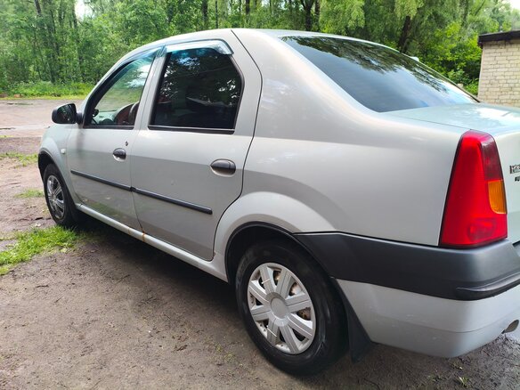 2007 Renault Logan I, серый - вид 3