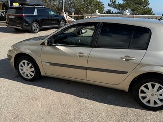 2006 Renault Megane II Рестайлинг, бежевый, 770000 рублей, вид 5