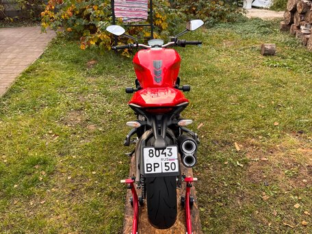 2013 Ducati Monster 821, красный, 950000 рублей, вид 4