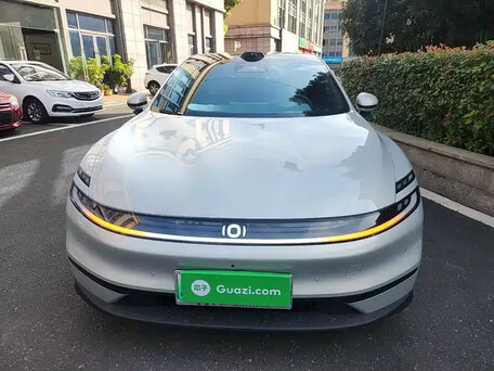 2026 Changan Qiyuan A06 28.39 kWh, серебристый, 2315999 рублей, вид 2