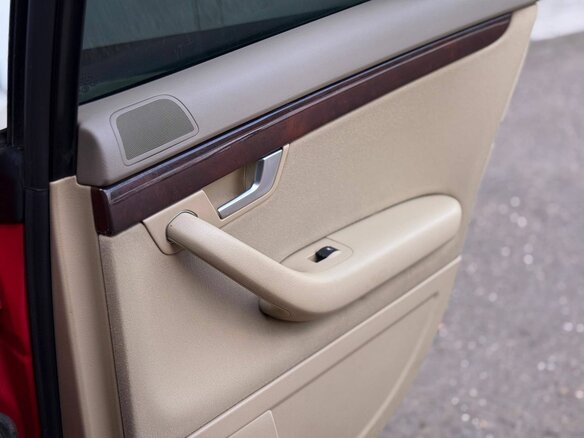 2007 Audi A4 III (B7), красный, 607000 рублей - вид 17