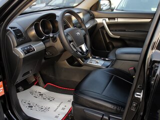2009 Kia Sorento II, чёрный, 1215000 рублей, вид 5