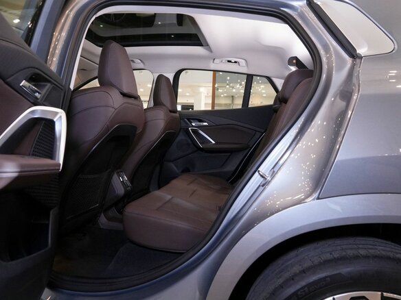 2024 BMW X2 sDrive25i II (U10), серый, 5200000 рублей - вид 20