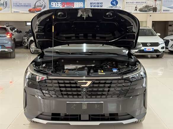 2026 Jetta VS8, чёрный, 2100000 рублей - вид 6