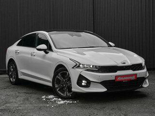 2021 Kia K5 III, белый, 2715000 рублей, вид 3