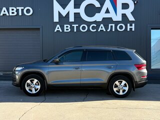 2018 Skoda Kodiaq I, чёрный, 2500000 рублей, вид 3