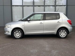 2012 Skoda Fabia II Рестайлинг, серебристый, 550000 рублей, вид 5