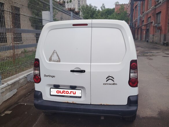 2012 Citroen Berlingo II Рестайлинг, белый, 350000 рублей - вид 1