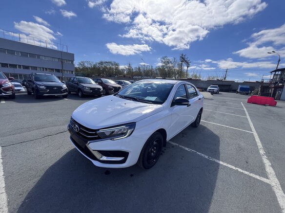 2026 Lada (ВАЗ) Vesta I Рестайлинг (NG), белый, 1576000 рублей - вид 2