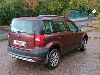 2013 Skoda Yeti I, красный, 700000 рублей, вид 4