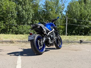 2017 Yamaha MT-09 (FZ-09), синий, 780000 рублей, вид 3