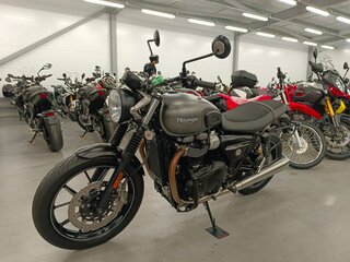 2020 Triumph Street Twin, зелёный, 780000 рублей, вид 5