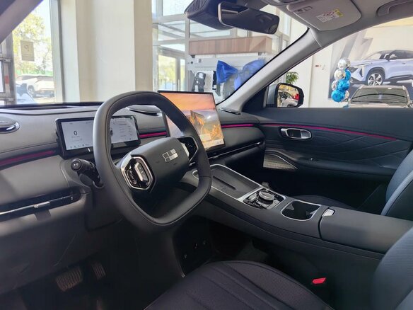2026 Geely EX5 Гибрид EM-i, серый - вид 17