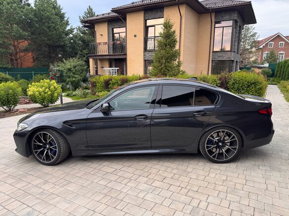 2018 BMW M5 VI (F90), чёрный, 8500000 рублей - вид 6