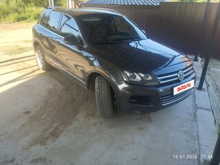 2012 Volkswagen Touareg II, чёрный, 1800000 рублей, вид 1