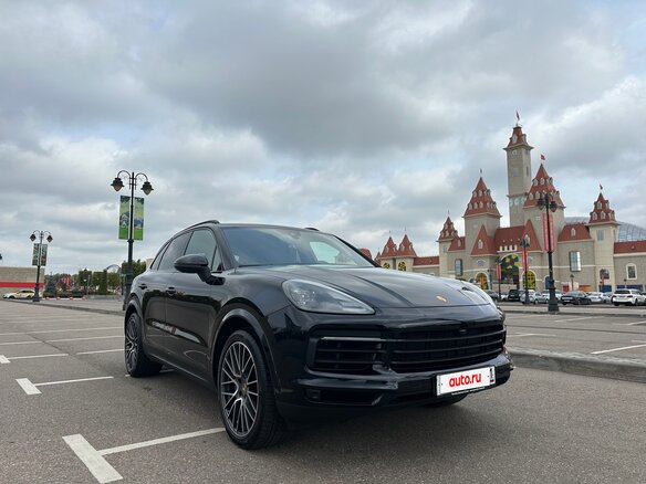 2020 Porsche Cayenne S III, чёрный, 6300000 рублей