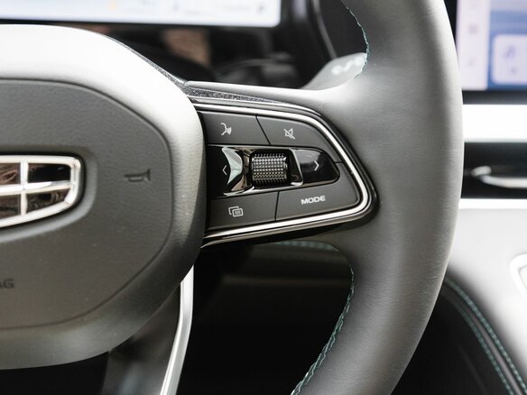 2026 Geely Monjaro I Рестайлинг, серебристый, 4905441 рублей - вид 18