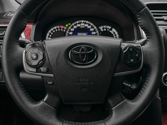 2013 Toyota Camry VII (XV50), чёрный, 1720000 рублей - вид 13