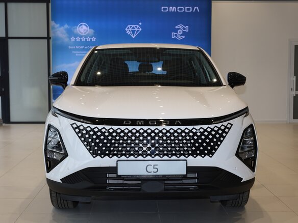 2025 Omoda C5 I Рестайлинг, белый - вид 2
