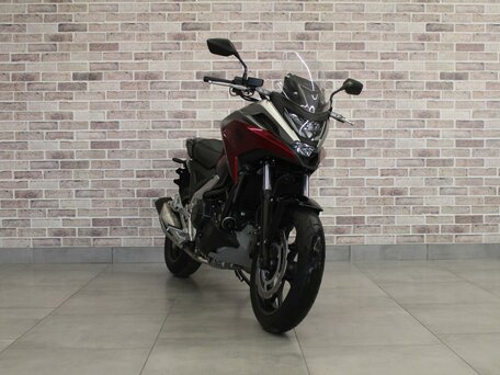 2024 Honda NC 750X, красный, 1021000 рублей, вид 4