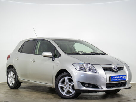 Toyota Auris I
