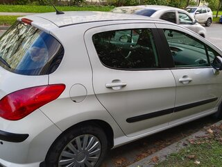 2010 Peugeot 308 I, белый, 550000 рублей, вид 2