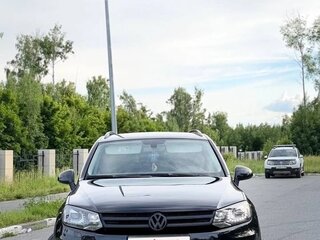 2014 Volkswagen Touareg II, чёрный, 2250000 рублей, вид 2