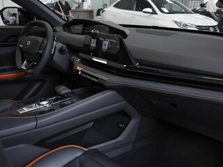 2024 Changan UNI-V I, красный, 3529900 рублей, вид 5