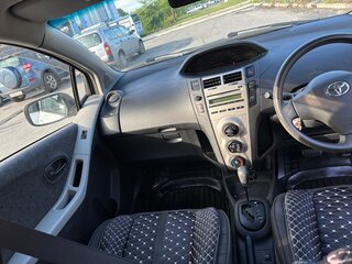 2008 Toyota Vitz II (XP90), белый, 450000 рублей, вид 5