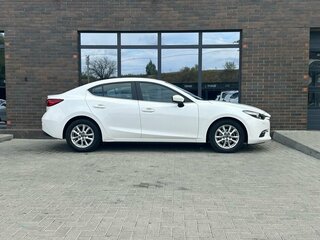 2018 Mazda 3 III (BM) Рестайлинг, белый, 2000000 рублей, вид 5