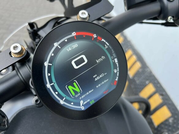 2025 QJMotor SRV 600 V, чёрный, 585000 рублей - вид 12