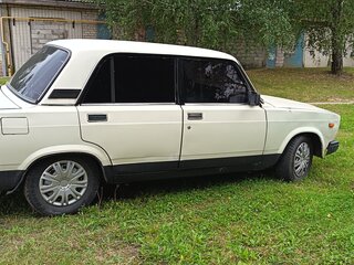 2001 Lada (ВАЗ) 2107, белый, 170000 рублей, вид 4