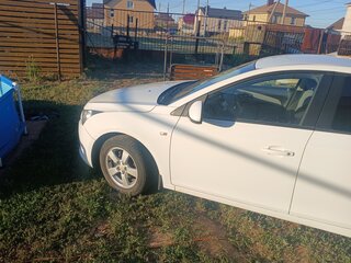 2011 Chevrolet Cruze I, белый, 585000 рублей, вид 3