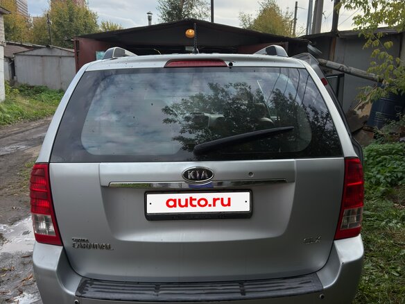 2009 Kia Carnival Grand II, серый, 900000 рублей - вид 6